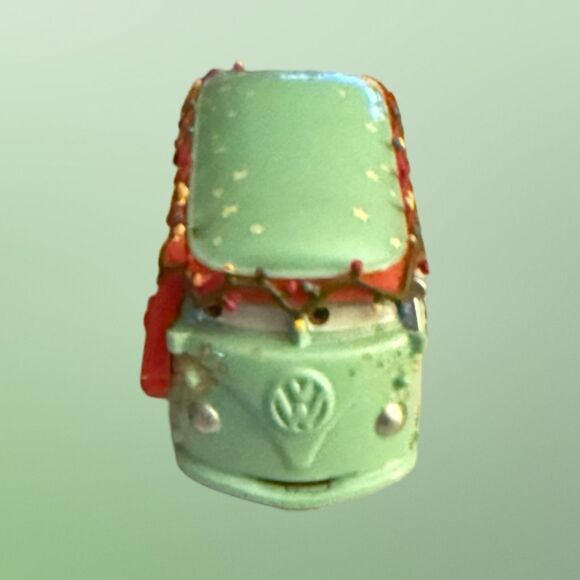 Disney Pixar CARS 2 Peace Filmore DieCast VW Bug Car Van 1:66 B4 - Picture 2 of 6